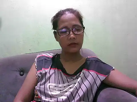 HotLadyPinay32 online show from July 10, 9:09 am
