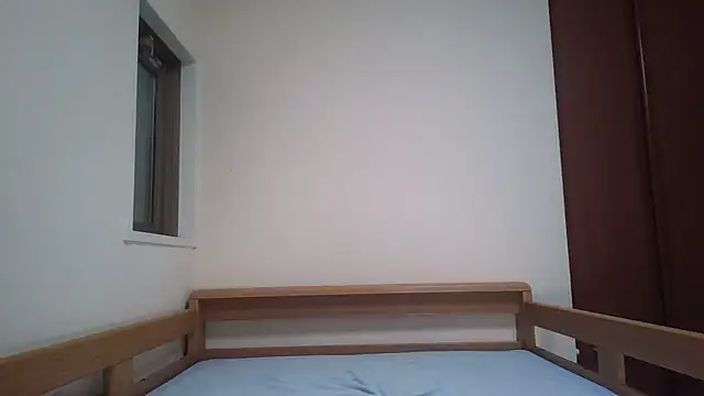 kirishiman1104 online show from October 24, 9:30 am