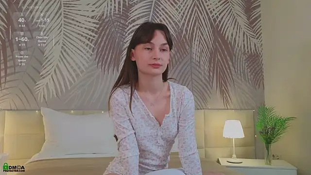 Snapshot of LolaPrise chatting on November 8, 1:42 am LolaPrise online show from November 8, 1:42 am