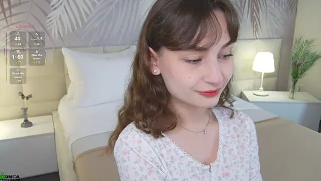 Snapshot of LolaPrise chatting on September 16, 1:39 am LolaPrise online show from September 16, 1:39 am