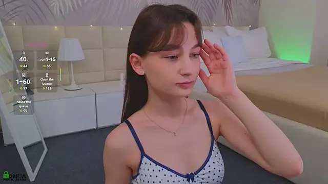 LolaPrise online show from March 4, 1:35 am