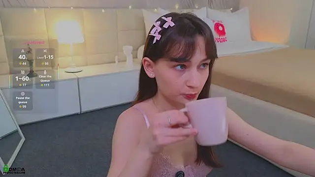 LolaPrise online show from February 16, 1:37 am