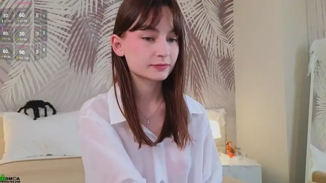 Snapshot of LolaPrise chatting on October 26, 1:39 am LolaPrise online show from October 26, 1:39 am