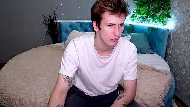 KiskaKurt online show from September 23, 8:05 pm