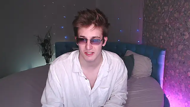 KiskaKurt online show from September 20, 9:09 pm