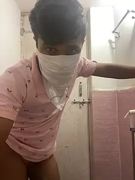 Snapshot of omkarcoll chatting on October 2, 2:09 pm omkarcoll online show from October 2, 2:09 pm