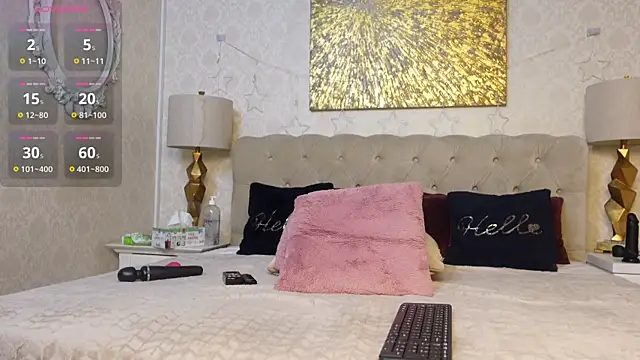 Snapshot of Foxy_Amber chatting on September 13, 4:23 am Foxy Amber online show from September 13, 4:23 am