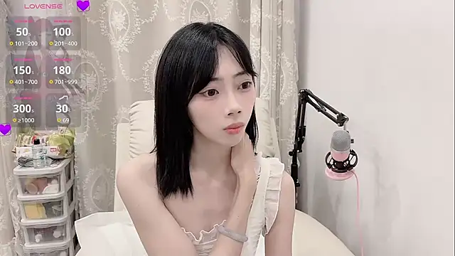 tuantuanle online show from April 15, 3:38 pm