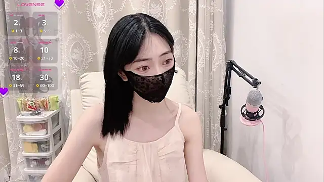 tuantuanle online show from May 13, 3:41 pm