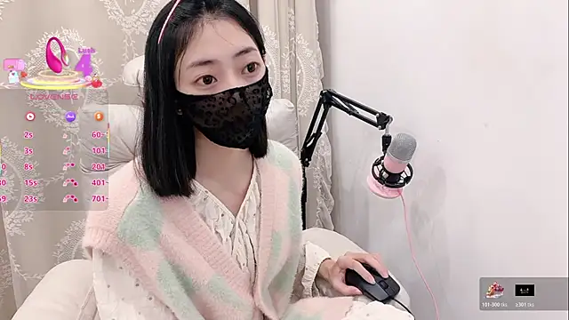 Snapshot of tuantuanle chatting on December 14, 1:17 pm tuantuanle online show from December 14, 1:17 pm