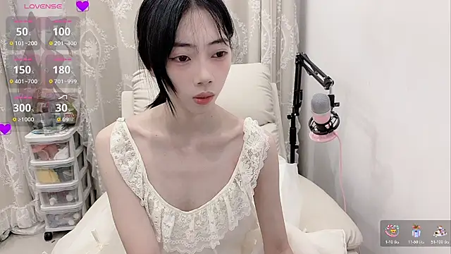 tuantuanle online show from April 12, 3:04 pm