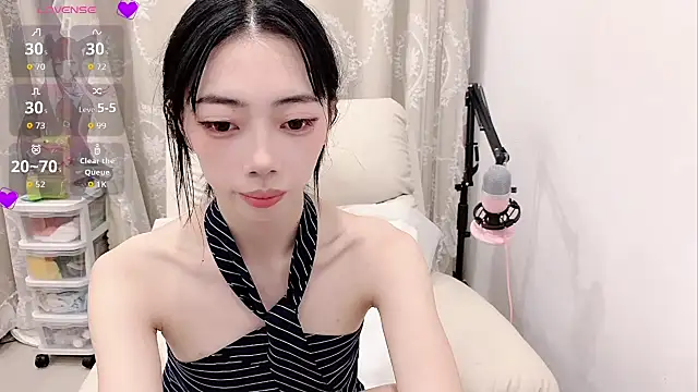 Snapshot of tuantuanle chatting on June 9, 3:46 pm tuantuanle online show from June 9, 3:46 pm