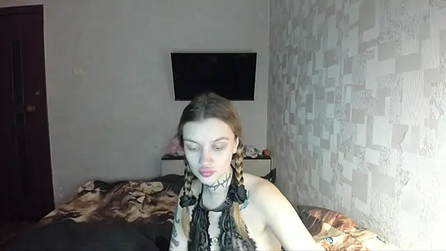 AlisTris online show from November 5, 12:19 pm