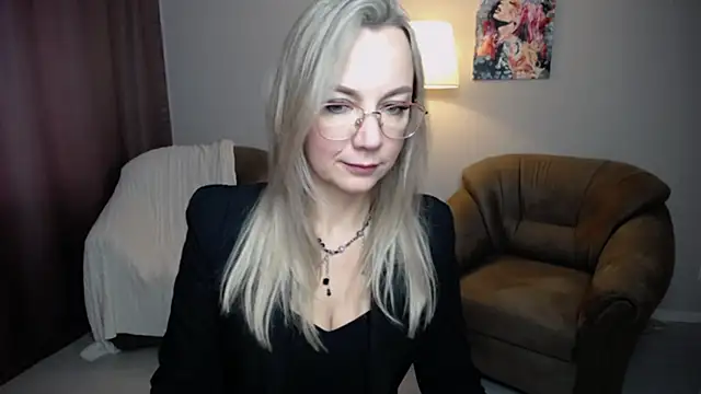 Ava Elior online show from September 15, 9:21 am