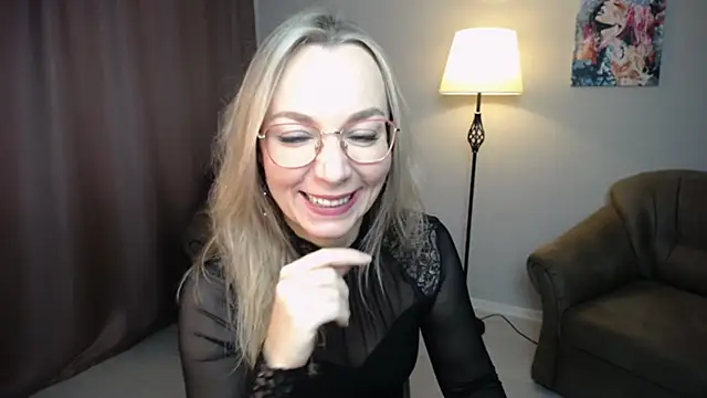 Ava Elior online show from December 14, 8:09 am