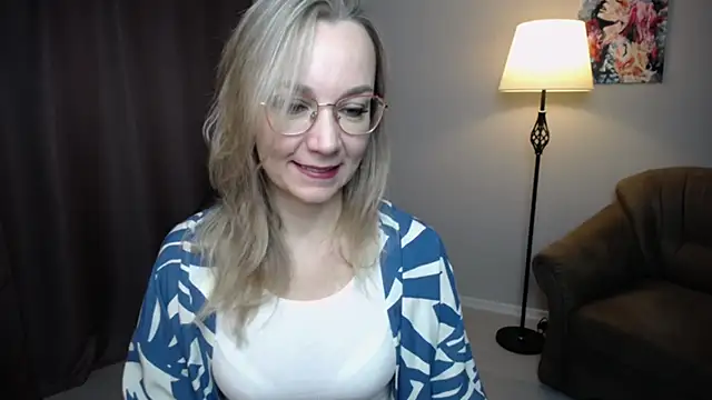 Ava Elior online show from December 5, 6:12 am