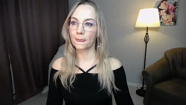 Ava Elior online show from October 26, 12:16 pm