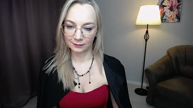 Ava Elior online show from December 4, 10:14 am