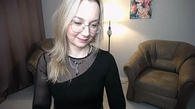 Ava Elior online show from April 22, 12:23 pm