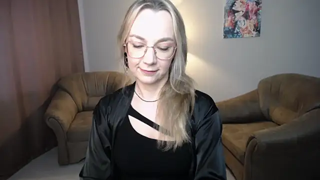 Snapshot of Ava_Elior chatting on July 11, 11:54 am Ava Elior online show from July 11, 11:54 am