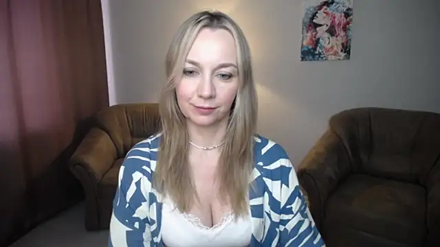 Snapshot of Ava_Elior chatting on June 24, 10:36 am Ava Elior online show from June 24, 10:36 am