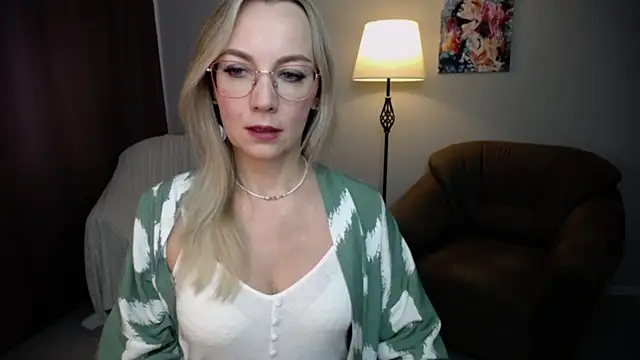 Ava Elior online show from September 22, 9:26 am