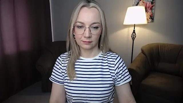 Ava Elior online show from May 17, 10:37 am