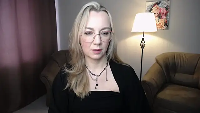 Ava Elior online show from May 30, 10:54 am