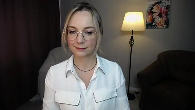 Ava Elior online show from October 8, 9:44 am