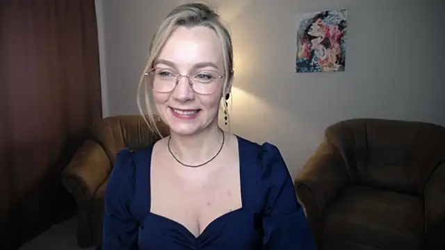Snapshot of Ava_Elior chatting on June 17, 10:58 am Ava Elior online show from June 17, 10:58 am