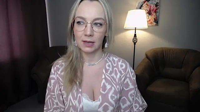 Ava Elior online show from April 18, 11:23 am