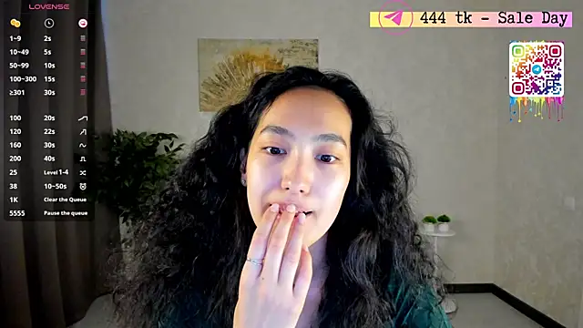 FlirtyAura online show from May 21, 3:48 am