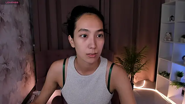 FlirtyAura online show from July 17, 3:37 am