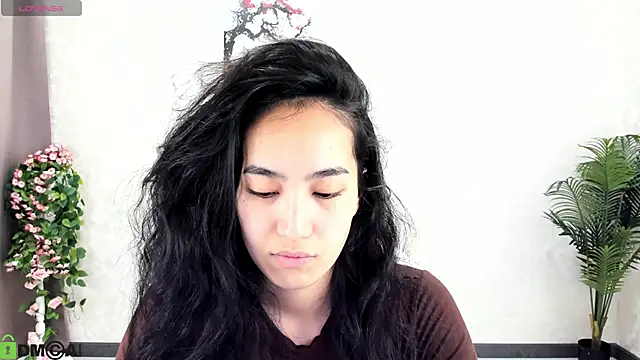 FlirtyAura online show from November 4, 3:10 am