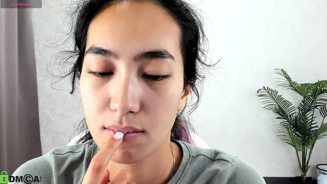 FlirtyAura online show from November 13, 3:10 am