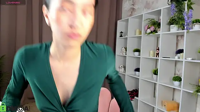 FlirtyAura online show from May 30, 3:13 am