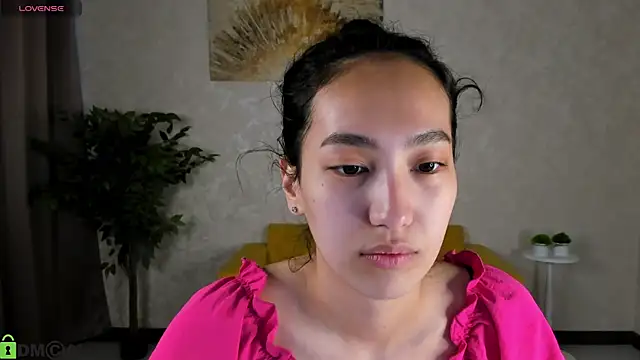 FlirtyAura online show from May 8, 3:43 am