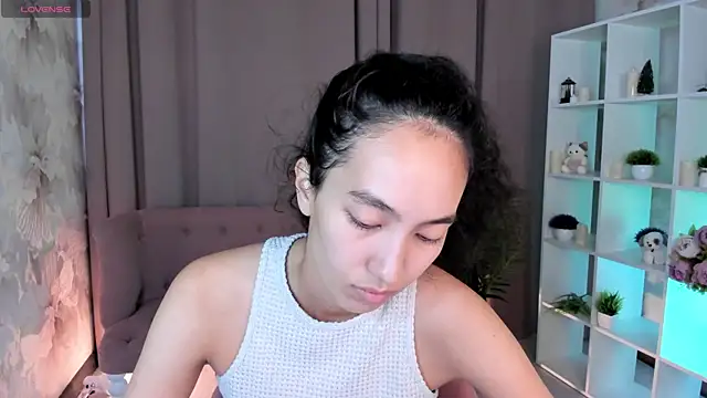 FlirtyAura online show from July 19, 3:37 am