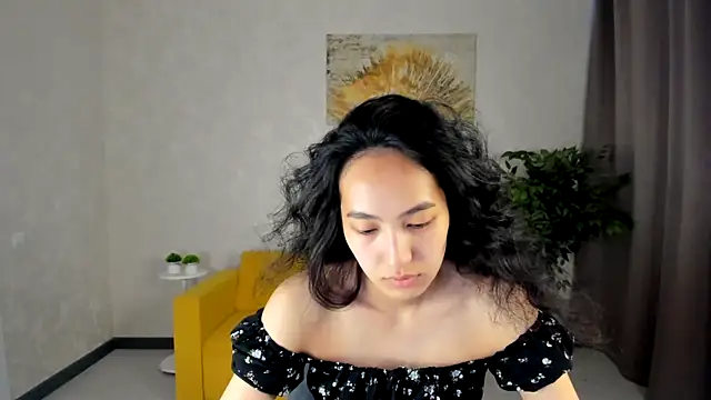 FlirtyAura online show from May 18, 3:39 am