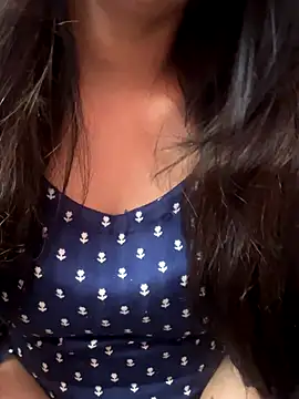 Snapshot of shubhimalik chatting on October 16, 4:32 am shubhimalik online show from October 16, 4:32 am