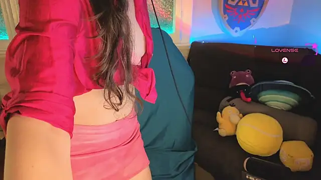 Zesty Peach online show from May 13, 11:50 am
