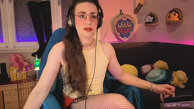 Zesty Peach online show from May 9, 11:41 pm
