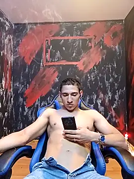 jhonny thes28 online show from May 12, 11:22 pm