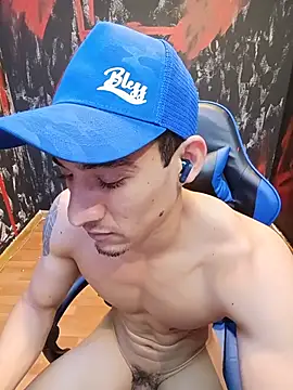 Snapshot of jhonny_thes28 chatting on July 15, 6:26 pm jhonny thes28 online show from July 15, 6:26 pm