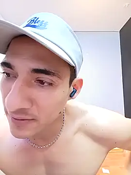 jhonny thes28 online show from January 10, 2:07 am