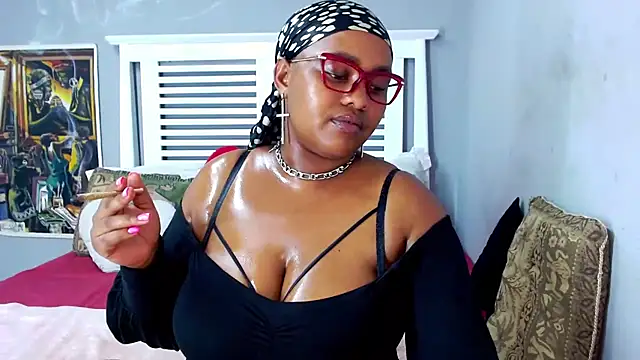 SativaHot96 online show from January 11, 6:15 pm