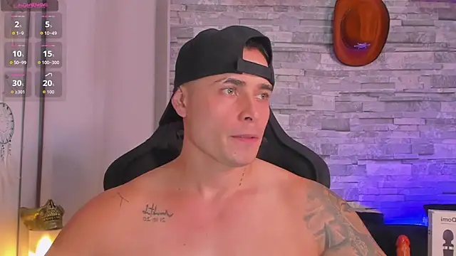 connorsmiith online show from November 23, 10:31 pm