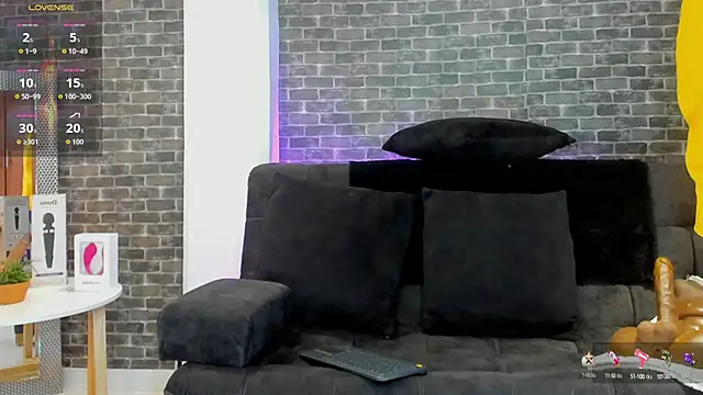 Snapshot of connorsmiith chatting on September 25, 11:38 am connorsmiith online show from September 25, 11:38 am