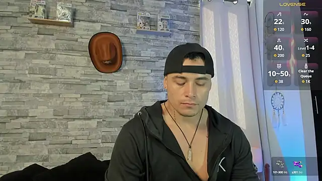 connorsmiith online show from October 24, 1:21 pm