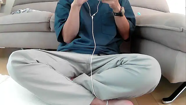 Snapshot of kyoron chatting on June 20, 4:06 am kyoron online show from June 20, 4:06 am